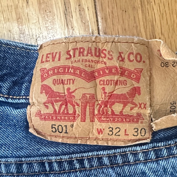 Levi's 501 Straight Fit Denim Jeans - Classic Blue Buttonfly, Distressed - Picture 2 of 8